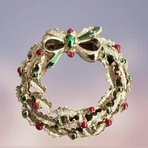 Vintage Brooch Gerry's
Wreath Pin Christmas Holiday
Costume Jewelry Colorful
